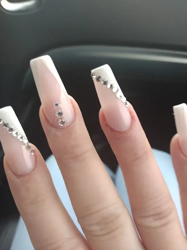 Luminous Nails & Spa — Nail salon in Syracuse